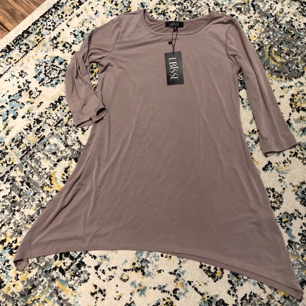 Lbisse Handkerchief Sidetail Tunic/Top.  Medium